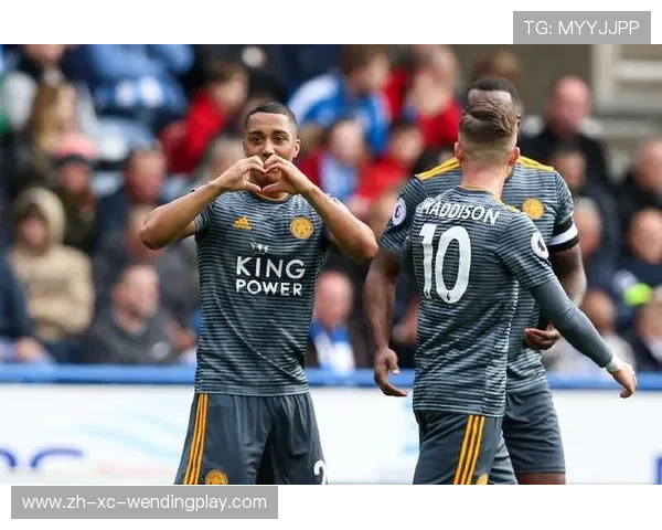 英超球员买断合同案例及相关条款解析